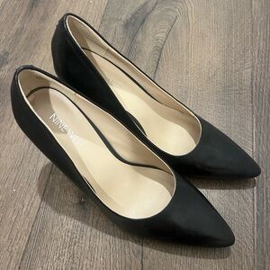 Nine West Black Pointed Toe Heels